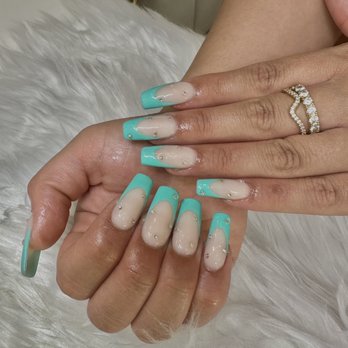 Queen B Nails - Nail Salons Near Me - Camas, Washington Queen B Nails - Nail Salons Near Me - Camas, Washington