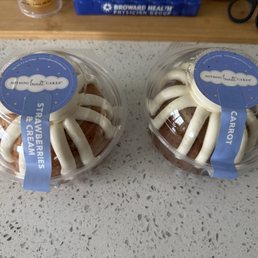 Strawberries & Cream Bundtlet Carrot Bundtlet