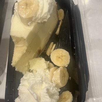 The Cheesecake Factory - Fresh Banana Cream Cheesecake - Desserts Near Me - Wauwatosa, Wisconsin The Cheesecake Factory - Fresh Banana Cream Cheesecake - Desserts Near Me - Wauwatosa, Wisconsin