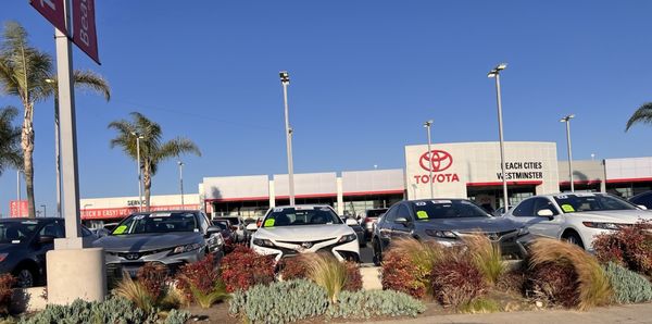 BEACH CITIES TOYOTA - Updated January 2026 - 10 Photos & 29 Reviews ...