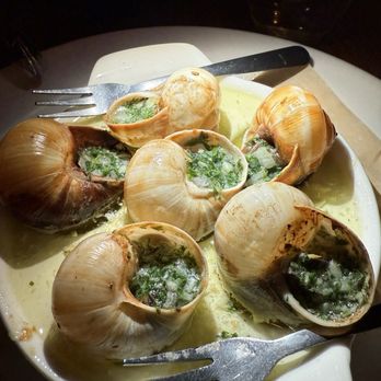 Entre Nous French Bistro - Escargots de Bourgogne - Wine Bars Near Me - Pasadena, California Entre Nous French Bistro - Escargots de Bourgogne - Wine Bars Near Me - Pasadena, California