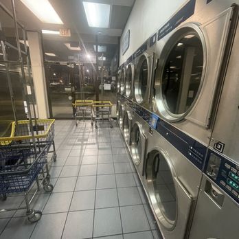 Alhambra coin-op laundry - Laundromat Near Me - Alhambra, California Alhambra coin-op laundry - Laundromat Near Me - Alhambra, California