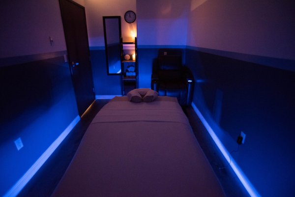 Sparadise La Brea by null