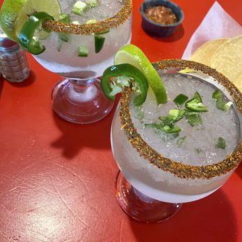 Chelinos Mexican Restaurant - Regular margarita: added jalapeños & tajin rim - Mexican Near Me - El Reno, Oklahoma