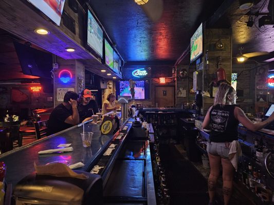 Hog Heaven Sports Bar and Grill by null