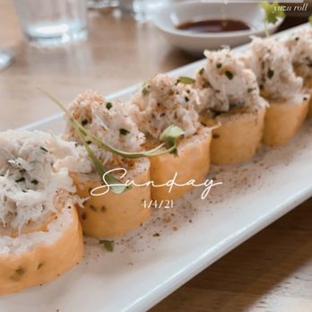 Earls Kitchen + Bar - Yuzu Crab Roll - Cocktail Bars Near Me - Plano, Texas