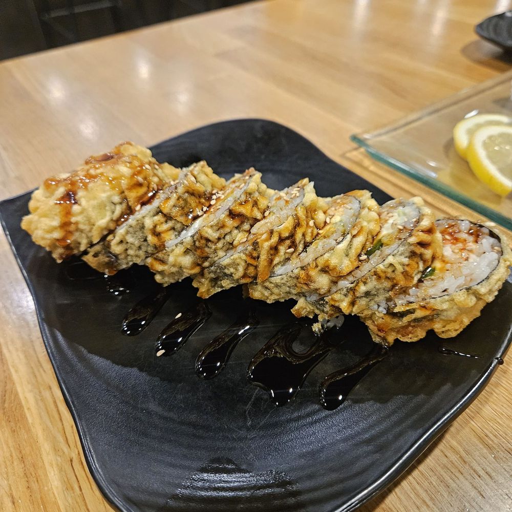 I Luv Sushi Too - Lynn roll - Sushi Bars Near Me - Orange, California