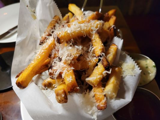 Sojourn Social by null