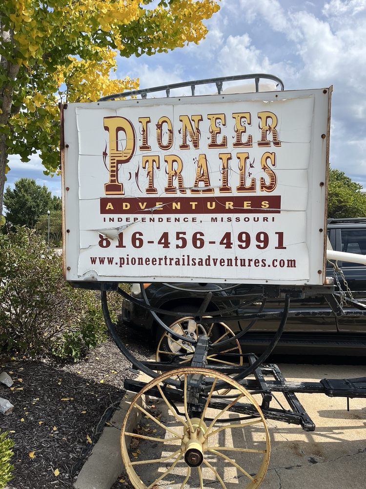 Mallinson Vineyard and Hall - vineyard in Sugar Creek, MO