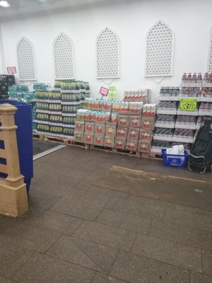 Vostochny Bazaar Supermarket by null