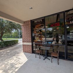 Beto's Taquería