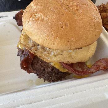 Wicked Fresh Craft Burgers - Double smash with bacon and egg - Burgers Near Me - Conway, New Hampshire