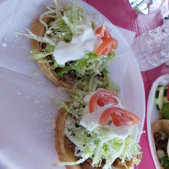 El Rincon De Frida - Sopes con Carne - Mexican Near Me - Waller, Texas