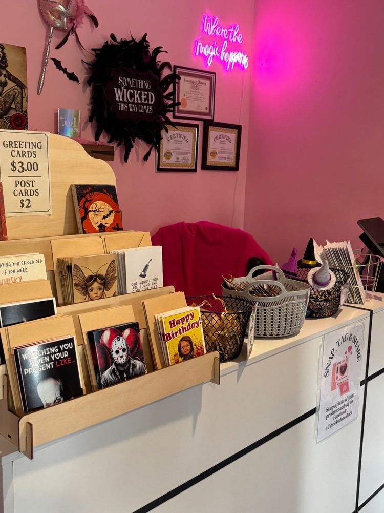 Social spots from T’s Wicked Wonders