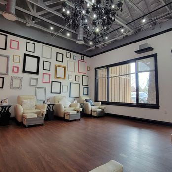 SOAK - South Creek - Seating - Nail Salons Near Me - Reno, Nevada