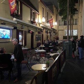 The Mitre Tavern - Beer Garden - Restaurants Near Me - Melbourne, VIC