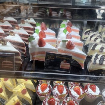 85°C Bakery Cafe-Stonestown - Coffee & Tea Near Me - San Francisco, California 85°C Bakery Cafe-Stonestown - Coffee & Tea Near Me - San Francisco, California