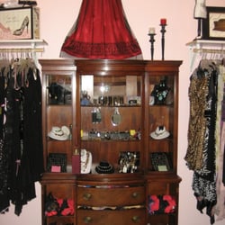 Ooh-La-La Boutique & Consignment