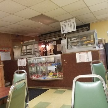 D&G Jamaican Restaurant - Caribbean Near Me - Springfield, Massachusetts
