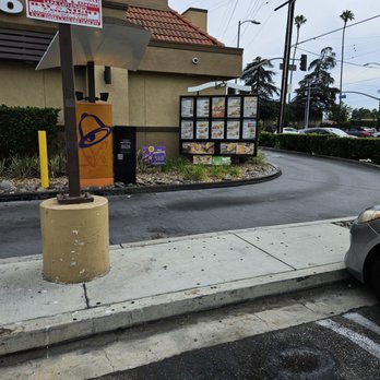 Taco Bell - Drive thru menu - Fast Food Near Me - Van Nuys, California Taco Bell - Drive thru menu - Fast Food Near Me - Van Nuys, California