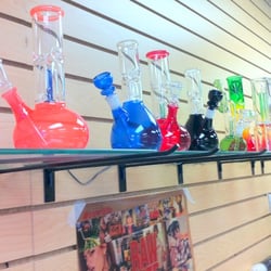 Fox Plaza Smoke Shop - Water Pipe Galore