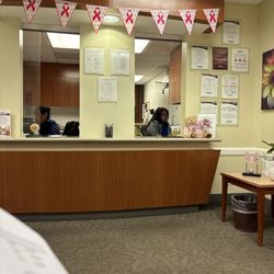 Pomona Valley Radiology Medical Group - Front counter