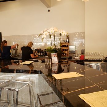 Rootstock Wine Bar - Wine Bars Near Me - Mountain View, California