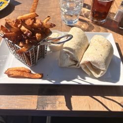 Moe's Bar et Grill - Chicken wrap