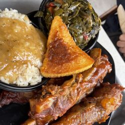 Ribs (4)Side Collard Greens Cornbread (1 piece) Side White Rice & Turkey Gravy