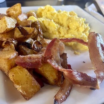 Wake Up Café - Country potatoes, bacon, and scrambled eggs - Breakfast & Brunch Near Me - Bakersfield, California Wake Up Café - Country potatoes, bacon, and scrambled eggs - Breakfast & Brunch Near Me - Bakersfield, California