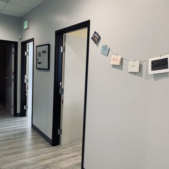 Back on Point Wellness - Hallway - Chiropractors Near Me - Torrance, California Back on Point Wellness - Hallway - Chiropractors Near Me - Torrance, California