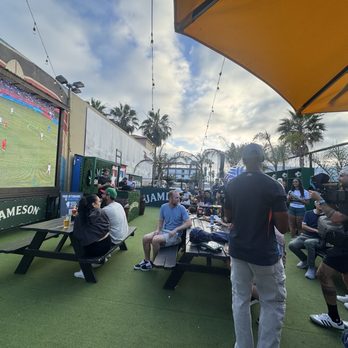 The Local Pacific Beach - Sports Bars Near Me - San Diego, California The Local Pacific Beach - Sports Bars Near Me - San Diego, California