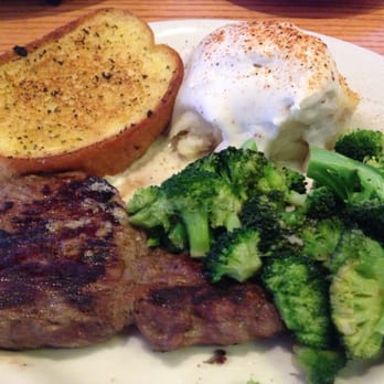 Chili's - Bars Near Me - Jacksonville, Florida