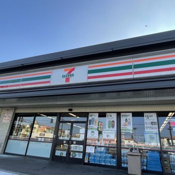 7-Eleven - the front of the store - Convenience Stores Near Me - North Hollywood, California 7-Eleven - the front of the store - Convenience Stores Near Me - North Hollywood, California