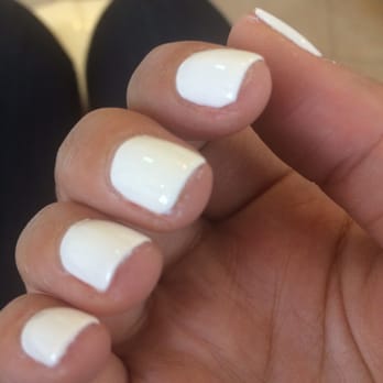 Best Nails - Reg manicure. Lady didnt even clean the polish around my nails. - Nail Salons Near Me - Los Angeles, California