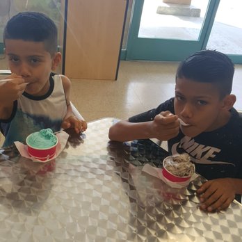 Michoacana Colton - They got bubble gum and oreos - Ice Cream & Frozen Yogurt Near Me - Colton, California Michoacana Colton - They got bubble gum and oreos - Ice Cream & Frozen Yogurt Near Me - Colton, California