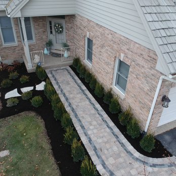 JH Landscaping - a walkway leading to a home - Landscaping Near Me - Grayslake, Illinois JH Landscaping - a walkway leading to a home - Landscaping Near Me - Grayslake, Illinois
