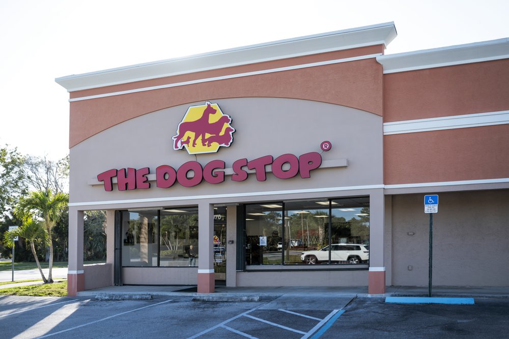 The Dog Stop - Stuart, Florida Image