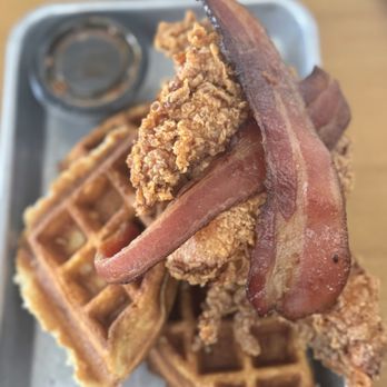 Bacon Bitch - NEW FRIED CHICKEN & WAFFLES - Breakfast & Brunch Near Me - Miami, Florida