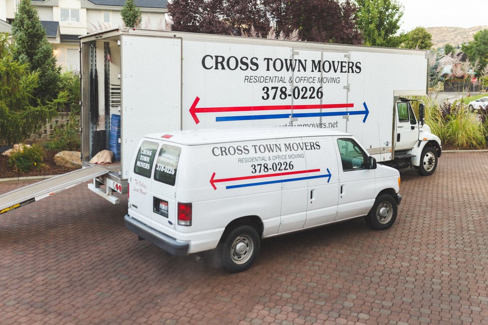 CROSS TOWN MOVERS 13 Photos & 29 Reviews Movers 1419 N Eldorado