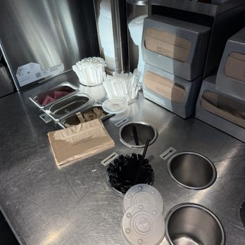 Chipotle Mexican Grill - Mexican Near Me - Riverside, California