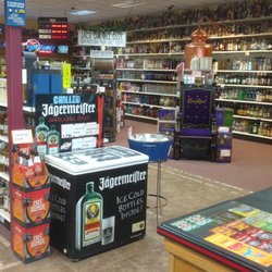 Belknap Liquor & Lounge