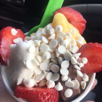 Three Rivers Yogurt - Desserts Near Me - Three Rivers, California