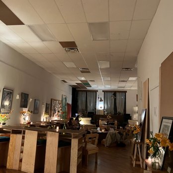 Happy Medium - Art Classes Near Me - New York, New York Happy Medium - Art Classes Near Me - New York, New York