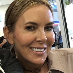 Cindy DiMaggio the Eyebrow Expert - Great brows!