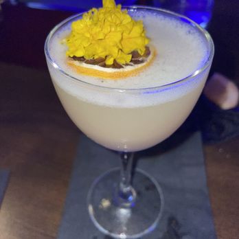 Tack Room - Bee's Knees - Cocktail Bars Near Me - Sacramento, California Tack Room - Bee's Knees - Cocktail Bars Near Me - Sacramento, California