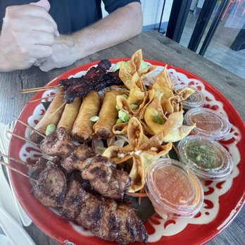 Sweet Basil - Appetizer platter - Thai Near Me - Franklin, Wisconsin