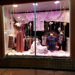 River Queen Clothing - Prettiest windows