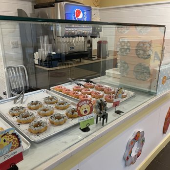 Mochinut - Oreo, Strawberry & black sesame - Bakeries Near Me - Kingston, Massachusetts