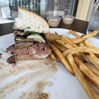 Sully's GastroPub - Burgers Near Me - Idaho Falls, Idaho Sully's GastroPub - Burgers Near Me - Idaho Falls, Idaho
